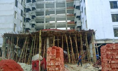 নির্মাণাধীন ছাত্র হলের ছাদ ধসের ঘটনায় ইউসিজি‍‍`র তদন্ত কমিটি গঠন