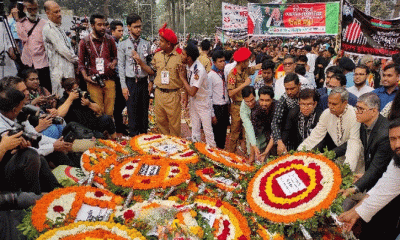 ভাষা শহীদদের শ্রদ্ধা জানাতে কেন্দ্রীয় শহীদ মিনারে মানুষের ঢল