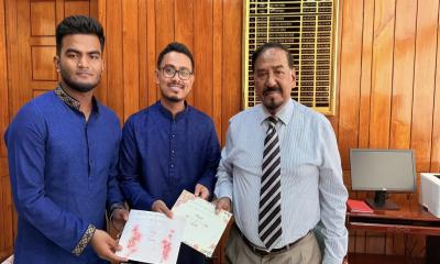 স্পিকারকে বিয়ের দাওয়াত দিলেন সাদিক কায়েম