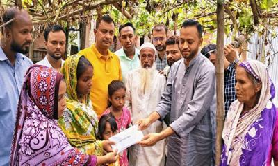 মা-বাবাকে হারানো, এতিম ৫ কন্যার পাশে দাঁড়ালেন প্রধানমন্ত্রী