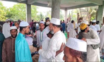 রামপালে বৃষ্টি মাথায় নিয়ে ঈদ উদযাপন,  আনন্দে ভাটা