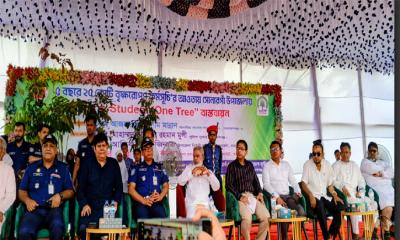 সোনারগাঁয়ে ওয়ান স্টুডেন্ট ওয়ান ট্রি কর্মসূচির উদ্বোধন