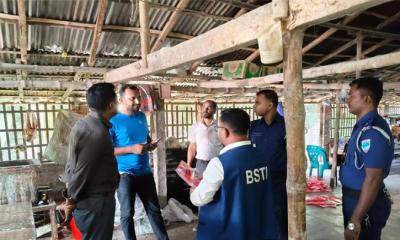 খুলনা বিএসটিআই’র সনদ ব্যতীত মিথ্যা তথ্য প্রদান করায় কালিগঞ্জে মোবাইল কোর্ট অভিযান