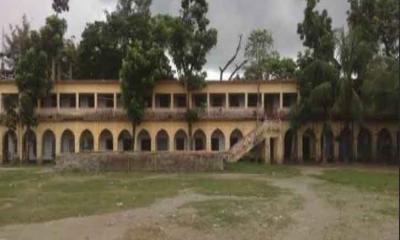 নাঙ্গলকোটে দাখিল পরীক্ষায় নকলের দায়ে বহিষ্কার-২