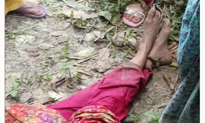 হাত-পা বেঁধে বুদ্ধি প্রতিবন্ধি সৎ মাকে মারধর, ফেলে গেছে বাড়ির বাহিরে