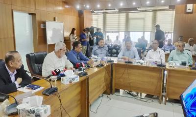 পরিবহন ধর্মঘট প্রত্যাহার, দাবি মেনে নেওয়ার আশ্বাস