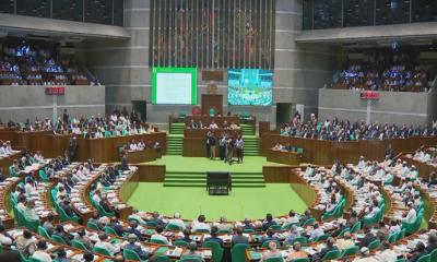 সরকারি চাকরিতে প্রবেশে বয়সসীমা ৩২ করে সংসদে বিল পাস