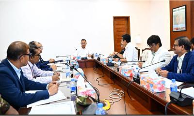 বন্ধ শিল্পকারখানা চালু ও বিনিয়োগ বাড়াতে নির্দেশ প্রধানমন্ত্রীর