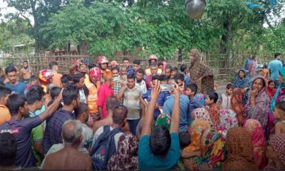 সাতক্ষীরায় পিকআপচাপায় ভ্যানচালকের মর্মান্তিক মৃত্যু