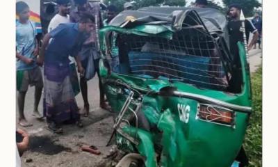 কটিয়াদীতে কাভার্ডভ্যান ও সিএনজি সংঘর্ষে শিশুসহ নিহত ৩, আহত