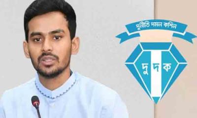 আসিফ মাহমুদের বিরুদ্ধে ১১ হাজার কোটি টাকা পাচারের অভিযোগ, দুদকের অনুসন্ধান