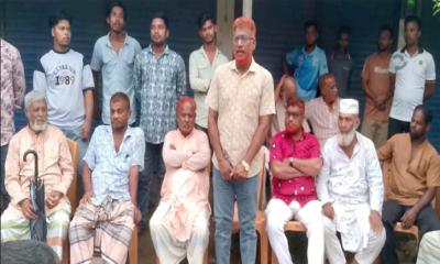 ঈশ্বরদীতে ডাকাত আতঙ্ক, রাত জেগে পাহারায় এলাকাবাসী