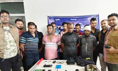 সাভারে র‍্যাব পরিচয়ে ২৫ লাখ টাকা ডাকাতির ঘটনায় ডিবি পুলিশের অভিযানে ৯জনকে গ্রেফতার