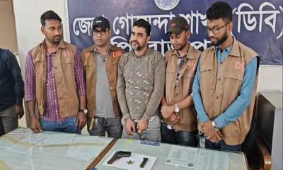 পিরোজপুর-এ বিদেশি পিস্তলসহ গ্রেপ্তার ১