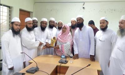 মান্দায় নবাগত ইউএনও আতিয়া খাতুনের সঙ্গে খেলাফত মজলিসের সৌজন্য সাক্ষাৎ