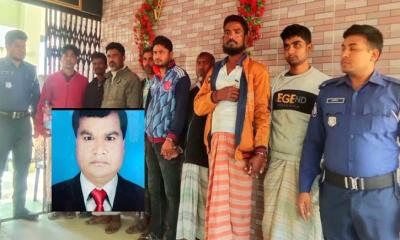 পাবনা সাঁথিয়ায় সরকারি  পুকুর থেকে মাছ চুরি গ্রেপ্তার ৮