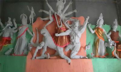 মাগুরায় শারদীয় দুর্গাপূজার প্রস্তুতি শেষ পর্যায়ে,নিরাপত্তায় বিশেষ ব্যবস্থা