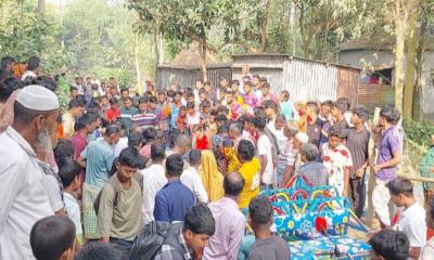 শাহজাদপুরে যুবকের ক্ষতবিক্ষত লাশ উদ্ধার- রহস্যজনক হত্যাকাণ্ডে চাঞ্চল্য শাহজাদপুরে যুবকের ক্ষতবিক্ষত লাশ উদ্ধার- রহস্যজনক হত্যাকাণ্ডে চাঞ্চল্য