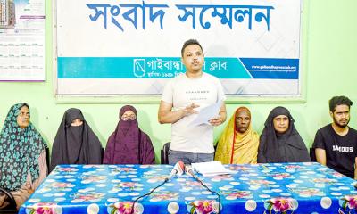 আদালতের আদেশ উপেক্ষা, মমিনপাড়ায় বাড়ি নির্মাণ