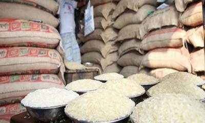 ঘোষণা ছাড়াই বেড়ে চলেছে চালের দাম