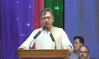 আ. লীগ সরকার স্বাধীনতার মিথ্যা দলিল ও বয়ান তৈরি করেছে: সালাহ উদ্দিন আহমদ