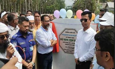 খাল পুনঃখনন কাজের উদ্বোধন করলেন প্রতিমন্ত্রী আহম্মদ সোহেল মনজুর