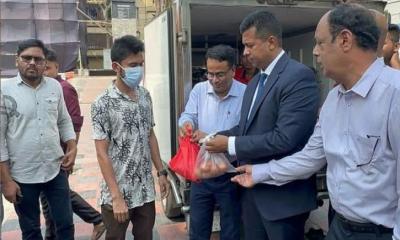 সুলভ মূল্যে দুধ,ডিম,গরু ও মুরগির মাংস বিক্রির কার্যক্রম শুরু