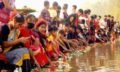 উৎসব পালন থেকে বঞ্চিত আদিবাসী শিক্ষার্থীরা