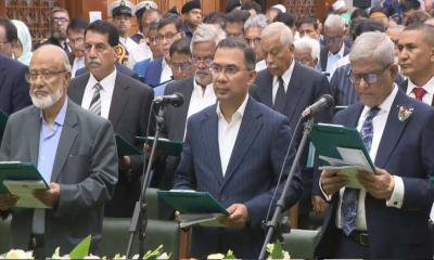 শপথ নিলেন বিএনপির নবনির্বাচিত এমপিরা