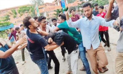 বরিশাল বিশ্ববিদ্যালয়ে ছাত্রদল-শিবির সংঘর্ষ, আহত ১০