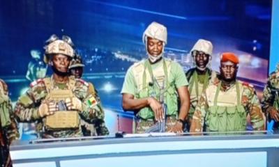 বেনিনে একটি ‘সামরিক’ দলের ক্যু: প্রেসিডেন্টকে উৎখাত