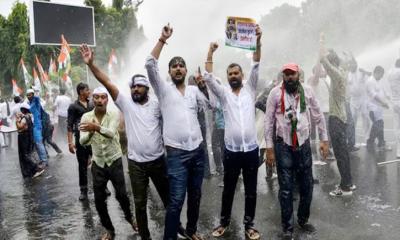 ভারতের প্রধান নির্বাচন কমিশনারের পদত্যাগ দাবিতে বিভিন্ন স্থানে বিক্ষোভ