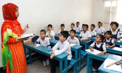 তিন দিন অনলাইন এবং তিন দিন অফলাইনে ক্লাসের ঘোষণা