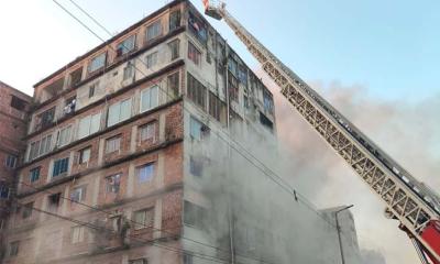 কেরানীগঞ্জে অগ্নিকাণ্ডে আটকে পড়া ৪২ জন উদ্ধার