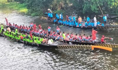 গোপালগঞ্জে ২০০ বছরের ঐতিহ্যবাহী নৌকাবাইচ