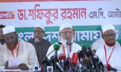 ফ্যাসিবাদী কায়দায় দেশ পরিচালনার চেষ্টা করছে বিএনপি