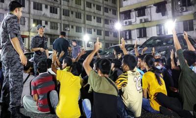 মালয়েশিয়ায় অভিবাসন অভিযানে বাংলাদেশিসহ আটক ২০০