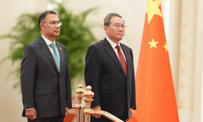 গ্রেট হলে প্রধানমন্ত্রী তারেক রহমানকে  উষ্ণ অভ্যর্থনা