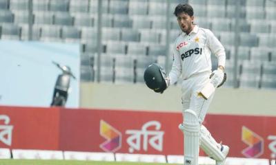 ৭৪ বছরের ইতিহাসে পাকিস্তানের হয়ে অন্যরকম কীর্তি গড়লেন আজান