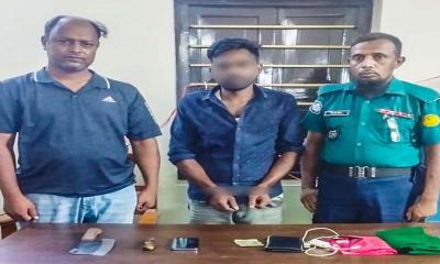 রাজশাহীতে দেশীয় অস্ত্রসহ চিহ্নিত ছিনতাইকারী গ্রেপ্তার