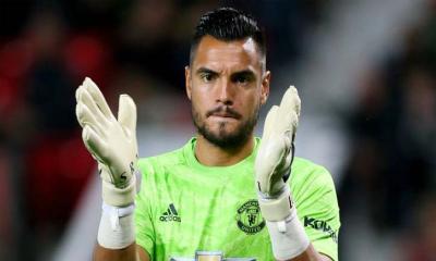 নতুন ইঙ্গিত দিয়ে অবসরের সিদ্ধান্ত আর্জেন্টাইন গোলরক্ষকের