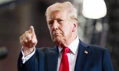 বৈশ্বিক শুল্ক ১০ শতাংশ থেকে বাড়িয়ে ১৫ শতাংশ করার ঘোষণা ট্রাম্পের