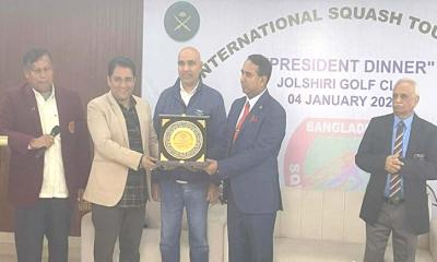 স্কোয়াশ ফেডারেশন কর্তৃক সম্বর্ধিত হলেন হেদায়েত উল্লাহ তুর্কী