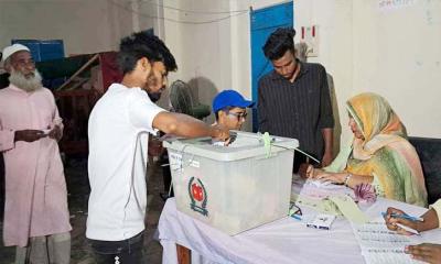 ভোটের দায়িত্ব পালনকালে মৃত্যু হলে পরিবার পাবে ১০ লাখ টাকা
