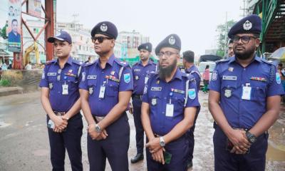 চাঁদাবাজি ও নৈরাজ্য বন্ধে কঠোর অবস্থানে  নরসিংদী জেলা পুলিশ
