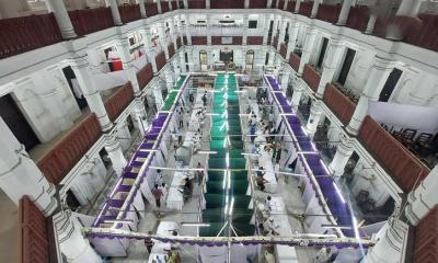 ঢাবিতে ডাকসু নির্বাচনের ভোটগ্রহণ চলছে