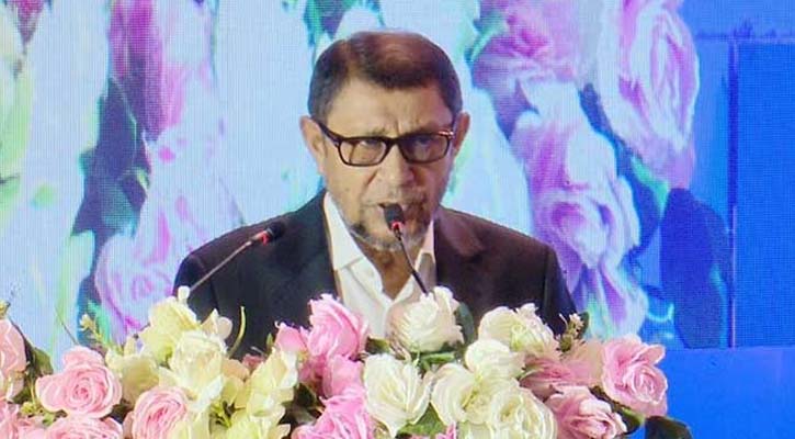 নবীন চিকিৎসকদের রাজনীতিতে সম্পৃক্ত না করার আহ্বান স্বাস্থ্যমন্ত্রীর