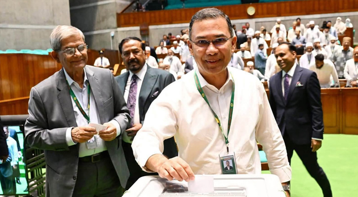 ৩৫ বছর পর সংসদ ভবনে চলছে সরাসরি ভোট