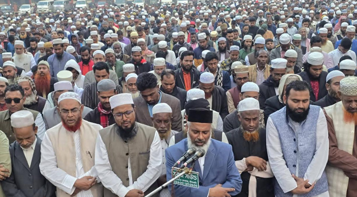 শেরপুরে জামায়াত নেতার জানাজায় মানুষের ঢল