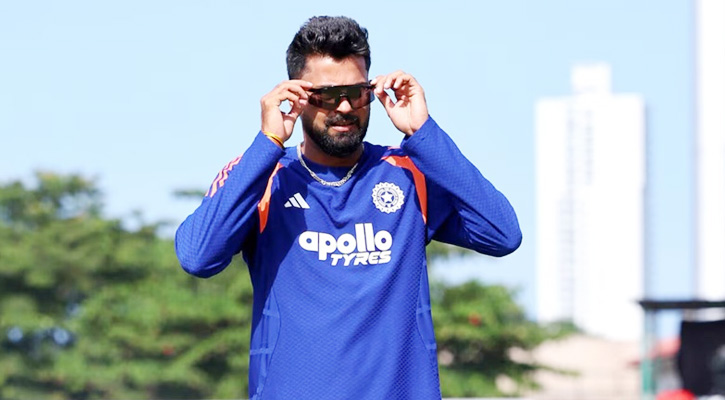 টেস্ট অভিষেকেই ইতিহাস গড়লেন সারাংশ জৈন
